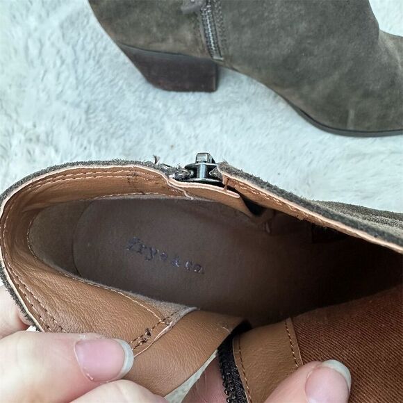 Frye Women's Judith Brown Suede Ankle Booties Size 8.5 Casual Zip - Picture 8 of 10